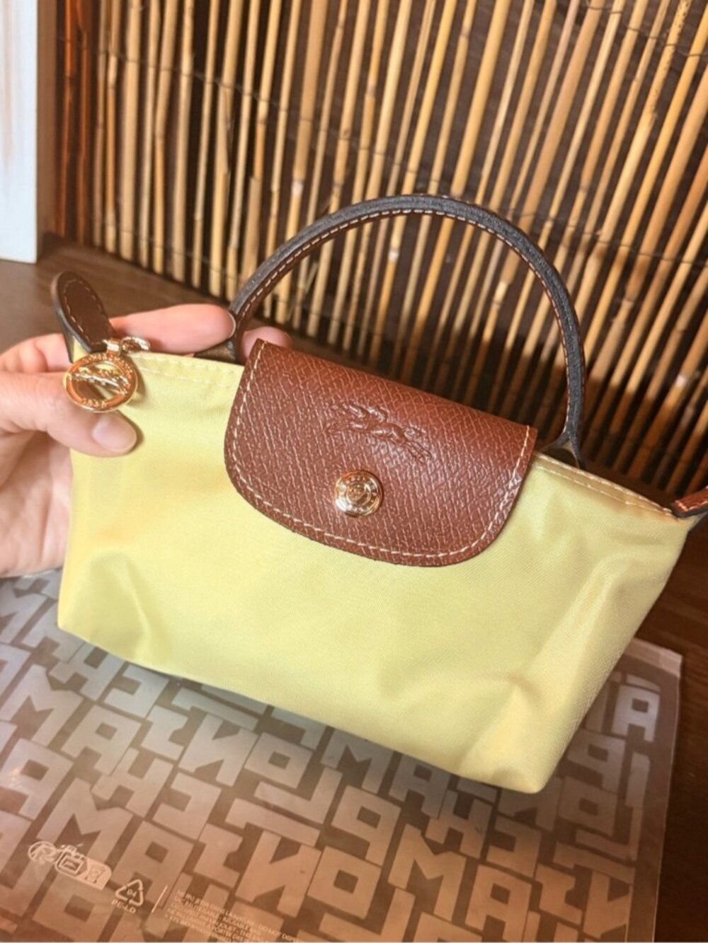 NWT Minimalist lime green Longchamp - Picture 2 of 4